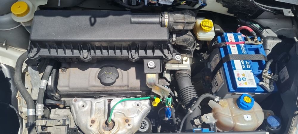 Vand Fiat Qubo  5 locuri an 2009