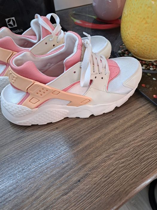Nike Huarache mas 38,5
