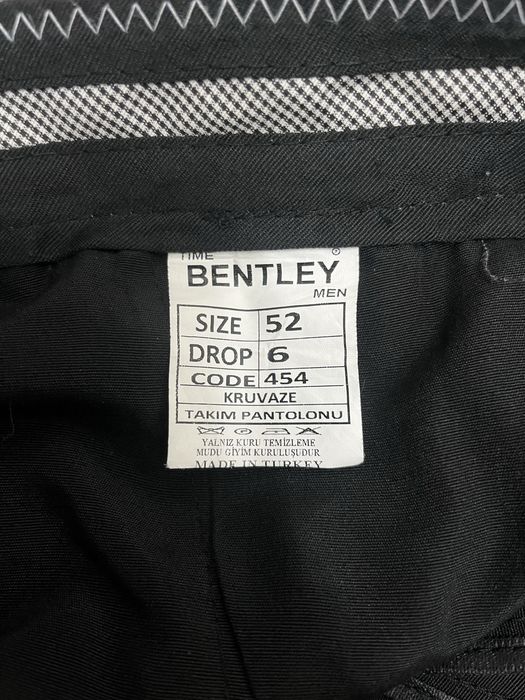 Серый костюм двойка