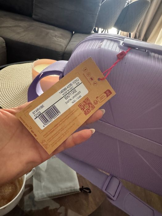 American tourister beauty case