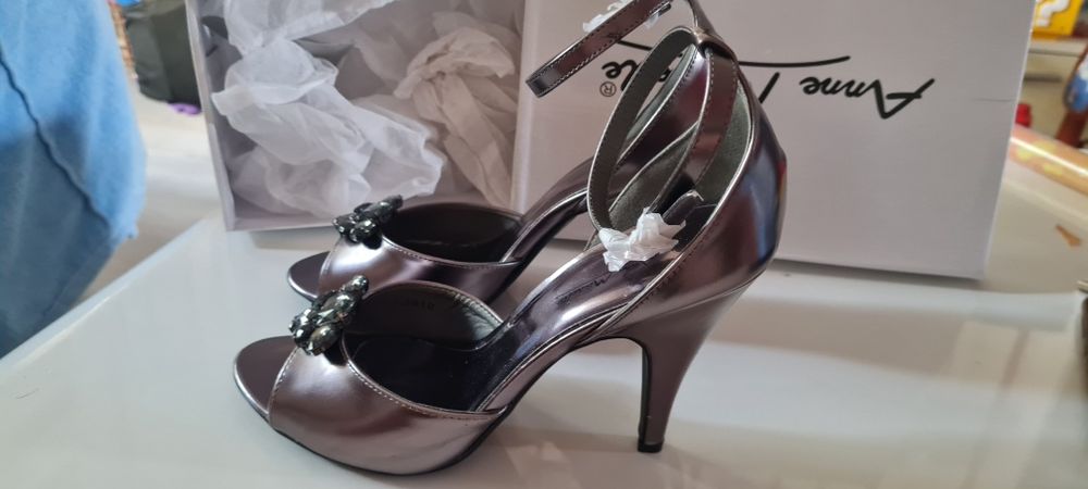 Лот от дамски обувки