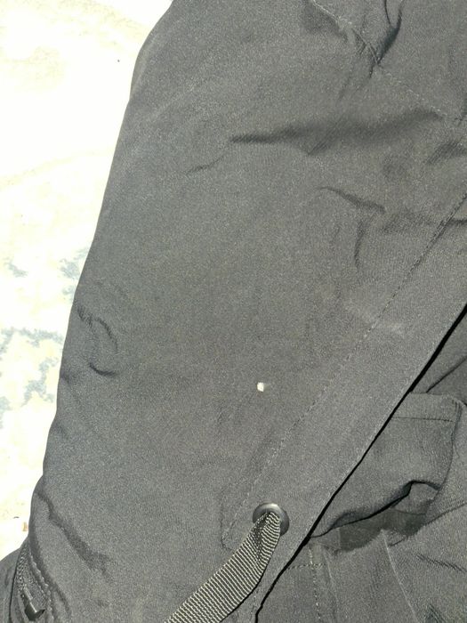 Зимняя куртка на мальчика Б/У