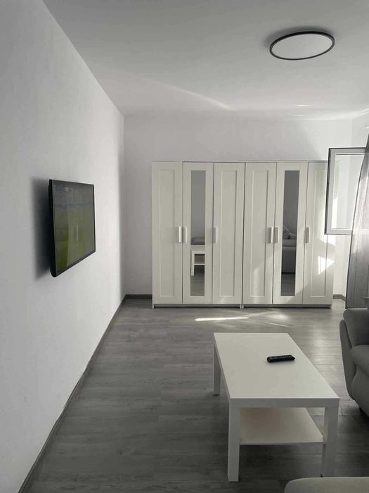 Inchiriez apartament decomandat in Sibiu Terezian
