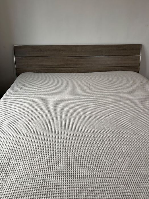 Продава легло- употребявано