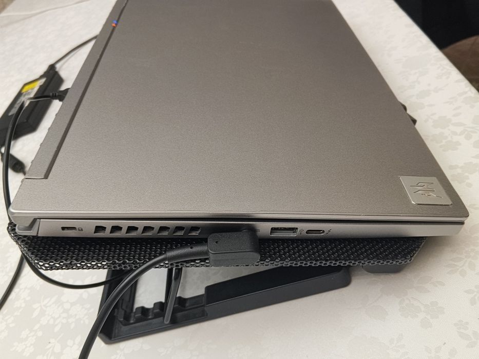 Ультрабук Acer Predator Triton 300 Special Edition