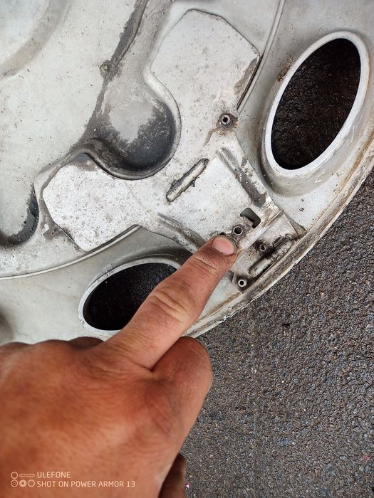 Таз за тир Волво