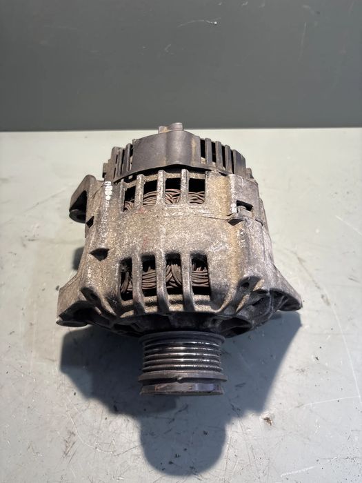 Alternator Renault Scenic 2005 1.9 dCi MT (120 hp)