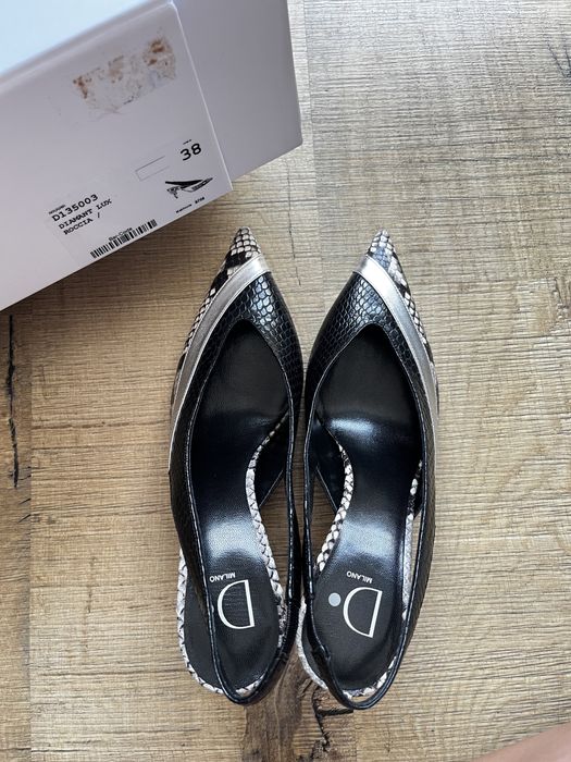 Pantofi eleganti noi