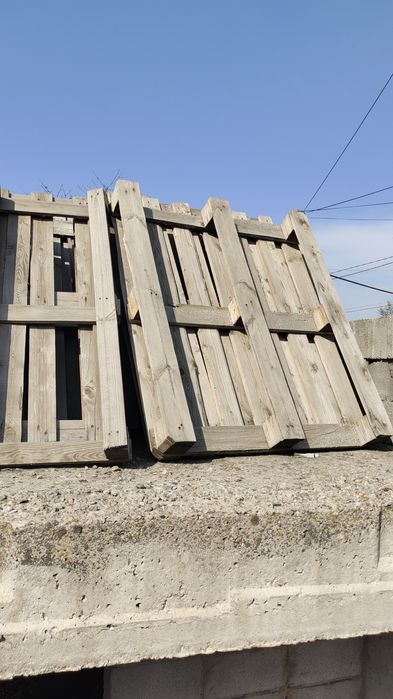 Полеты поддоны бу 150 шт