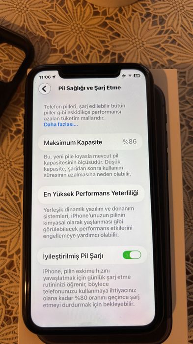 iPHONE 11 в Добро състояние