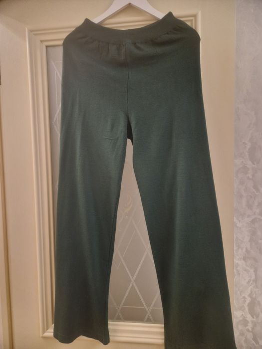 Продам костюм трикотаж