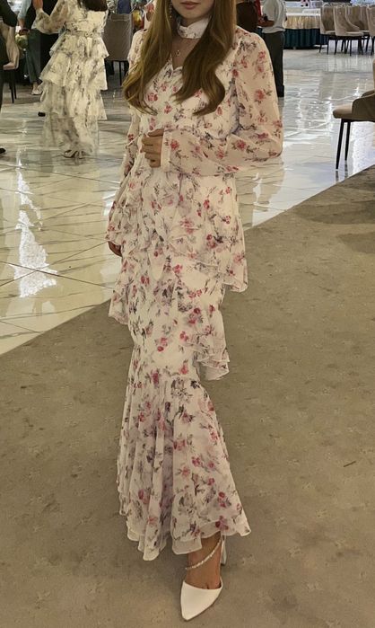 Вечерные платье, платье