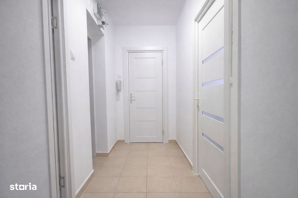 Apartament cu 3 camere in zona Semicentral ( Bodor Péter)