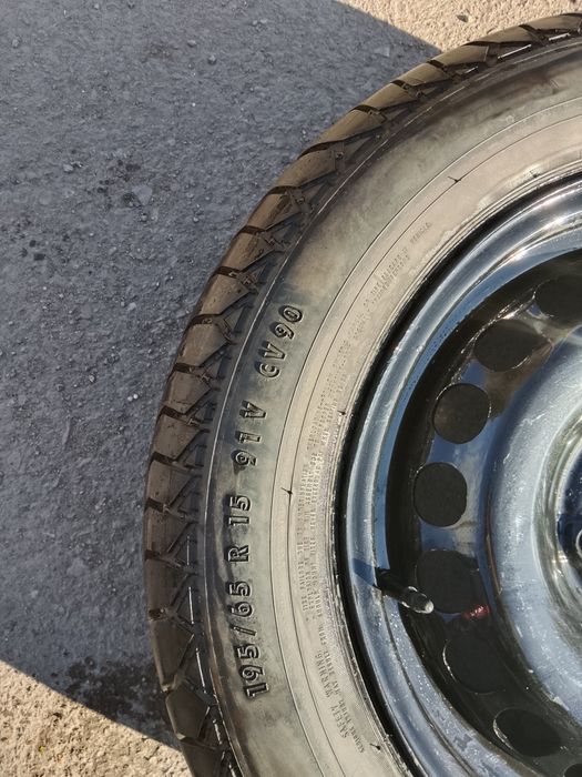 Продам запаску в зборе