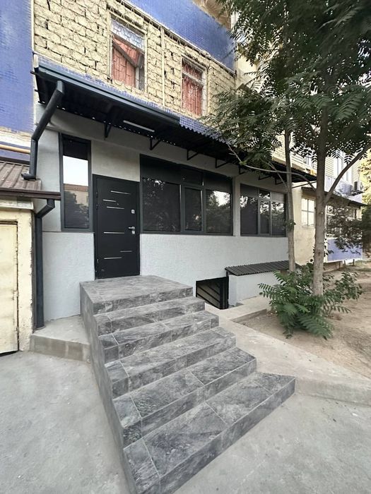 Срочно продается нежилой помещение на кадышва 1в2 комнатная с ремонтом