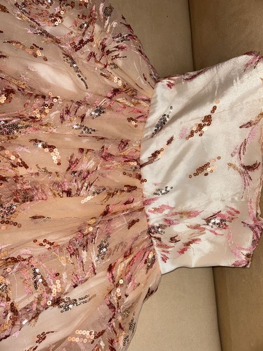 Rochie facută la comandă