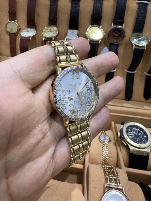 Женские Часы Chopard С Бриллиантами 750Пробы