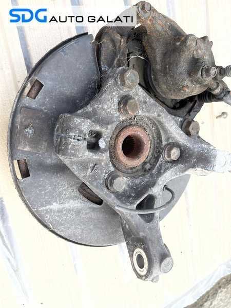 Fuzeta Butuc cu Rulment Dreapta Fata Opel Astra J 1.7 CDTI 2009 - 2015