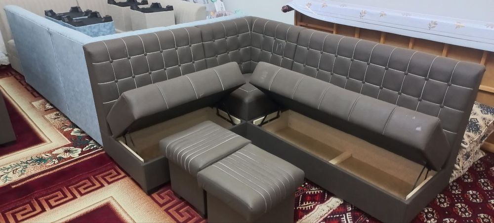 Кухни уголоклар сотилади