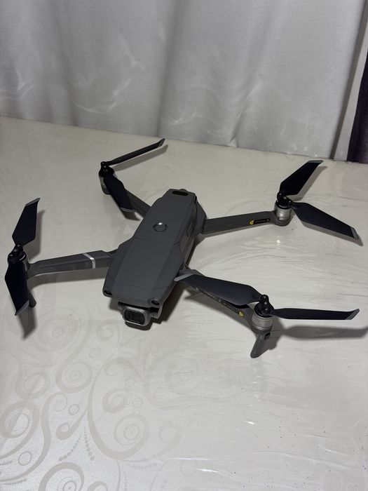 Продам дрон DJI MAVIC 2 pro