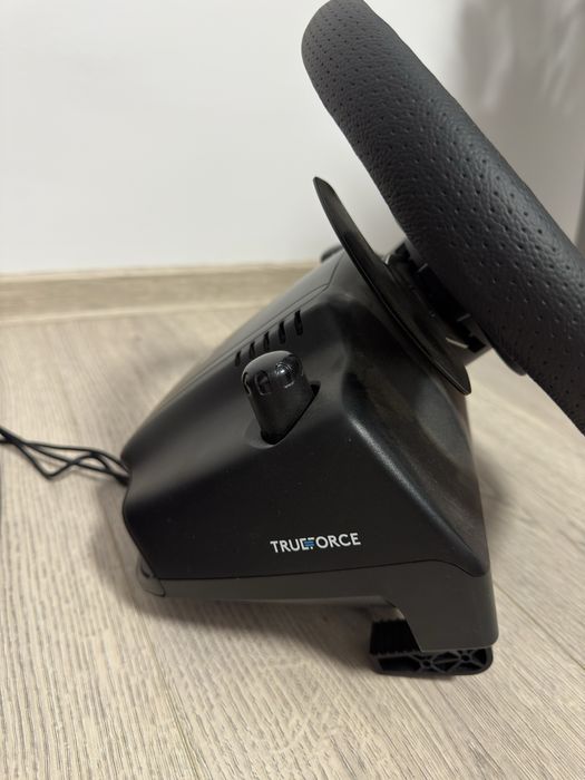 Vand volan logitech g923 ca nou cu factura emag