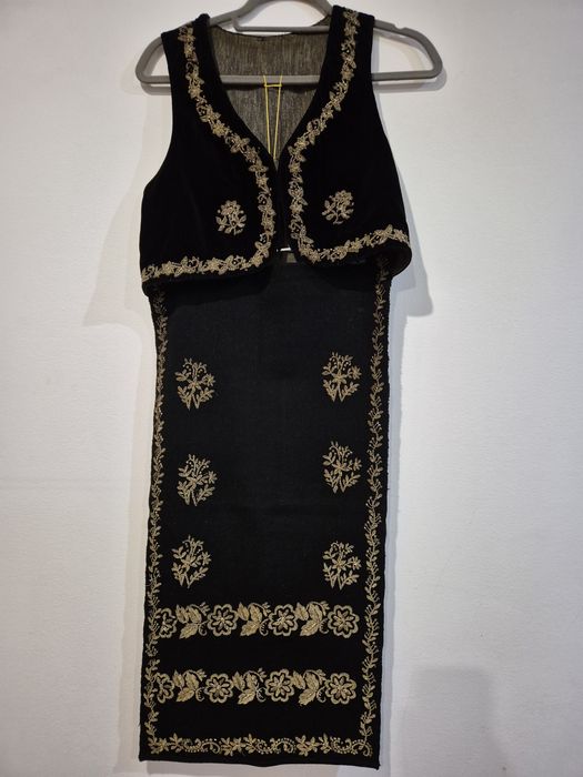 Set traditional costum popular