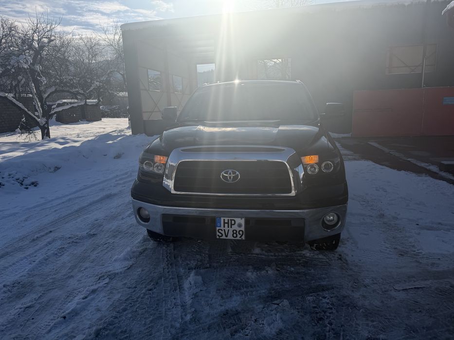 Toyota tundra de vanzare