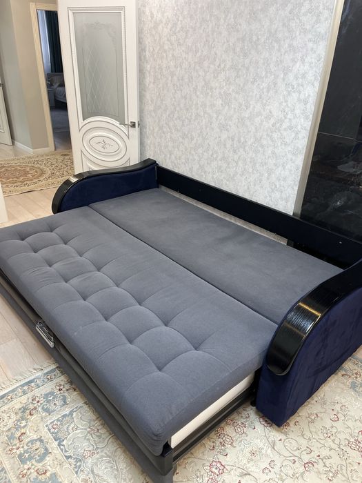 Раскладной диван-кровать с ящиком