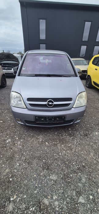 Опел мерива 1.7 CDTI на части