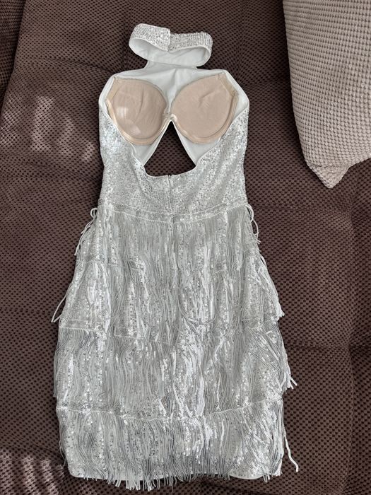 Рокля със сребристи пайети размер С-М