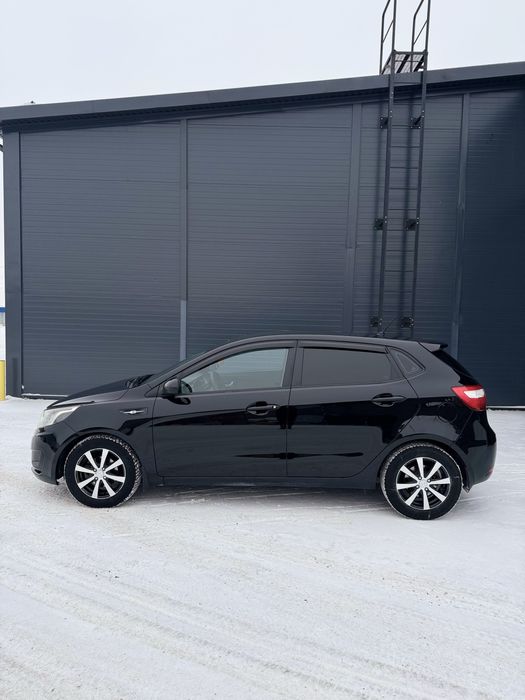 Продам Киа Рио Автомат.