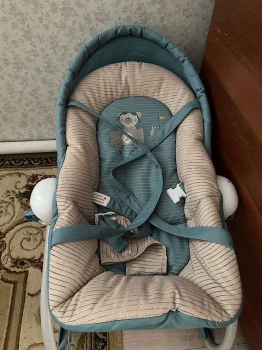 Продам детскую качалку