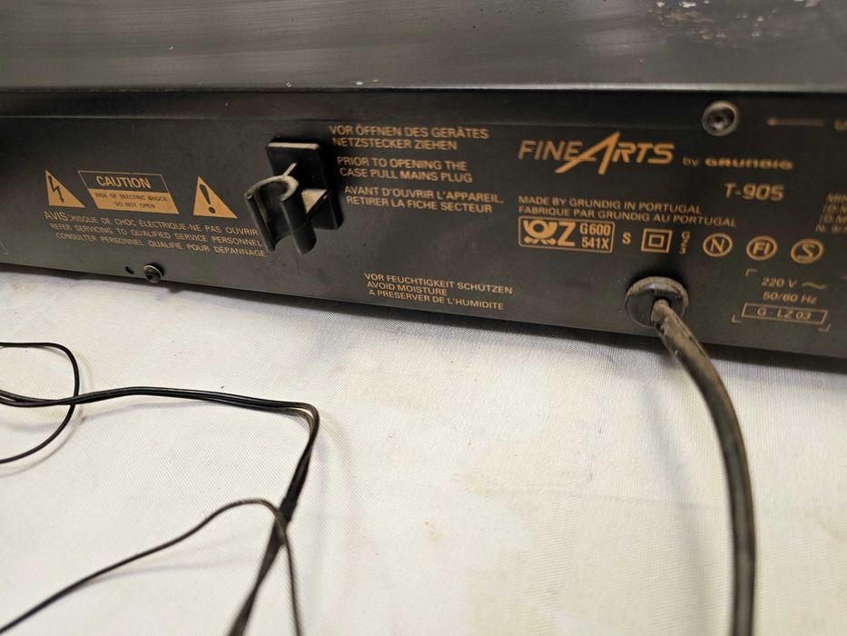 Tuner Radio Hi-Fi Grundig FineArts T-905 - Cu RDS, Stare Bună