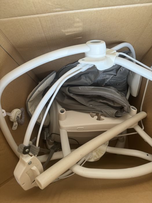 Детское кресло качалка Joie