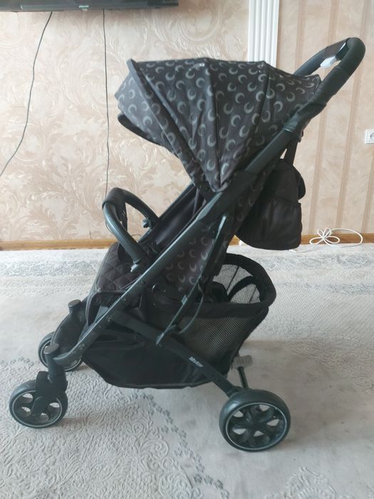 Коляска в хорошом состоянии