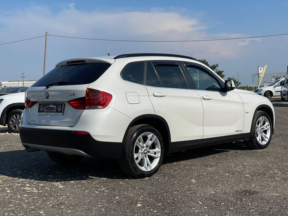BMW X1 2011 — imagine 3