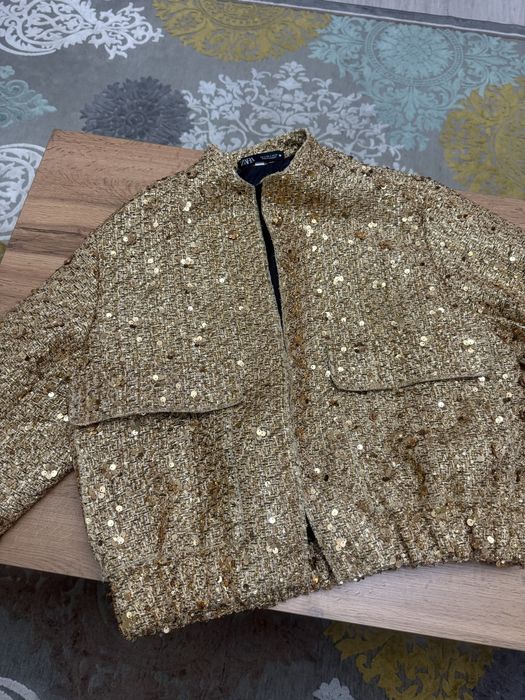 Продается вещи одежда