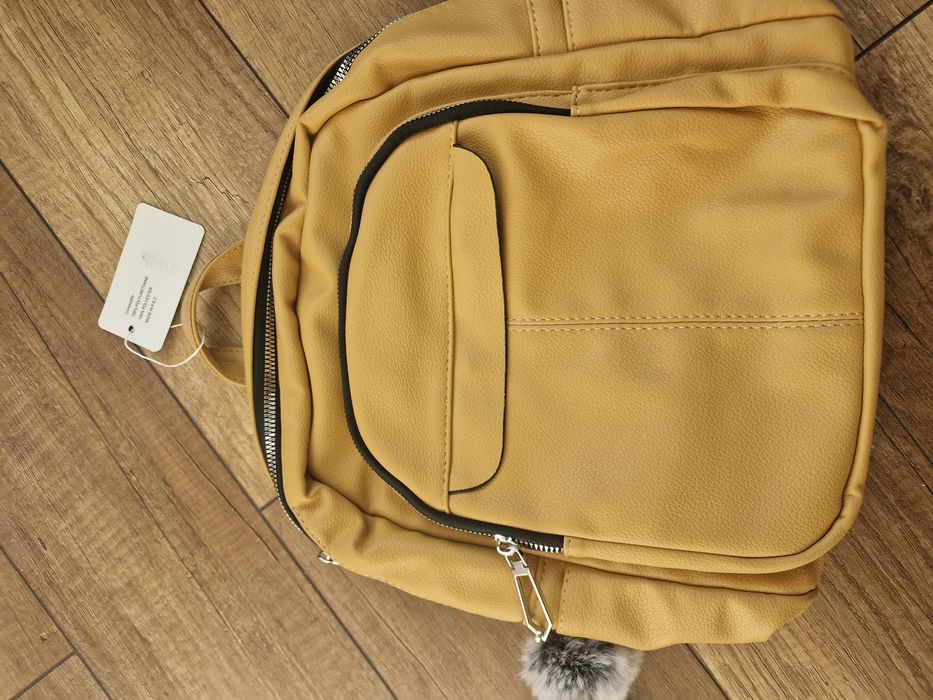 Rucsac culoare mustar NOU, cu eticheta