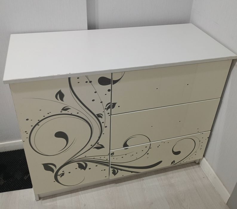 Продам спальный гарнитур