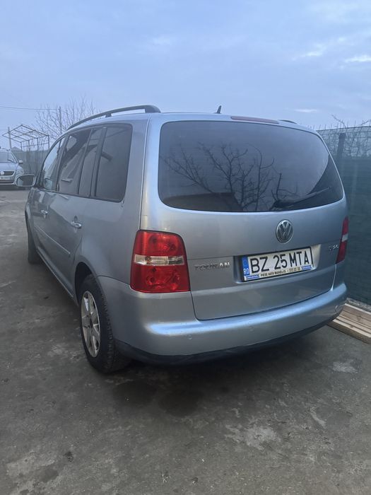 Volkswagen Touran