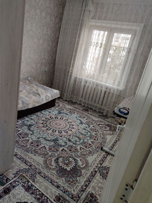 Срочно Продам квартиру На массиве Дустлик 2 конечка