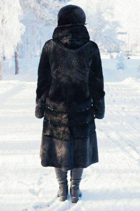 Продам норковую шубу