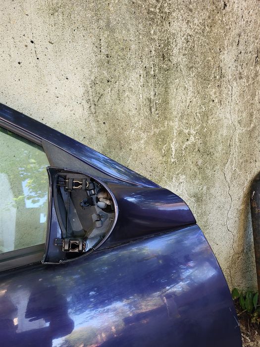 Предна дясна врата Opel Corsa B 2/3 врати
