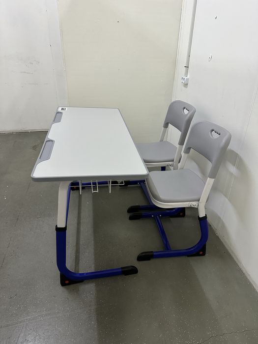 Школьная парта комплект