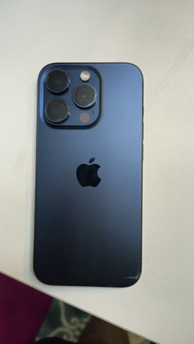 Продам Iphone 15 pro 512Gb