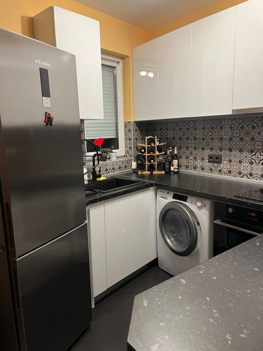 Дава се под наем Двустаен апартамент в София, Редута - 60 кв.м за 647.19 € - Снимка #1