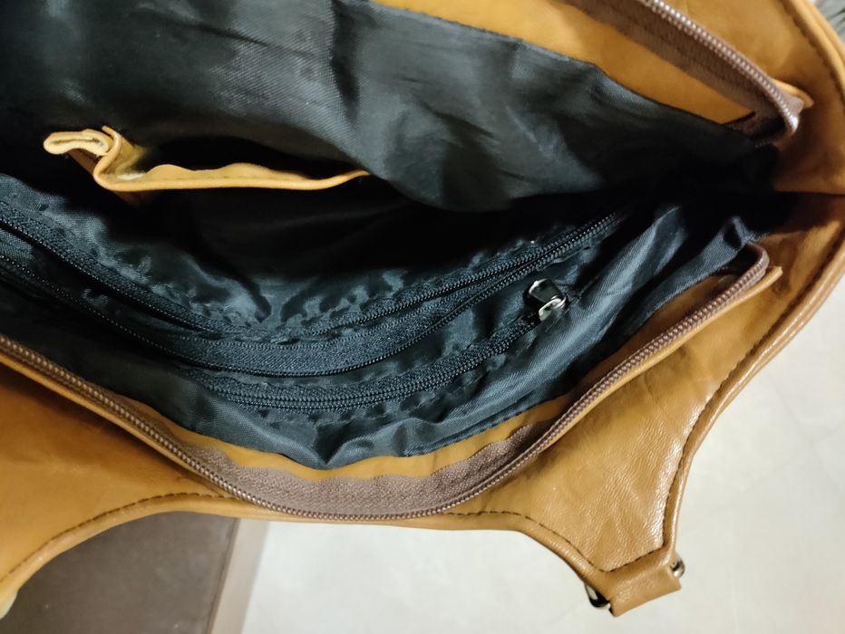 Дамска чанта от естествена кожа