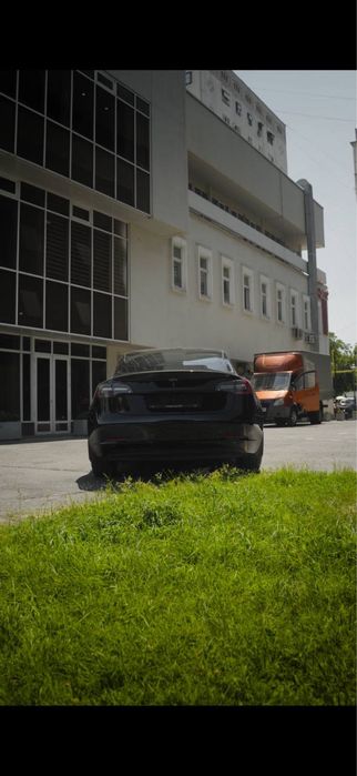 Tesla Model 3 Long Range Dual Motor 2023