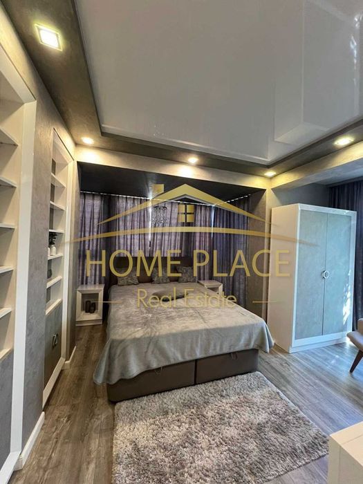 Дава се под наем Тристаен апартамент в Варна, Център - 74 кв.м за 1122 € - Снимка #6