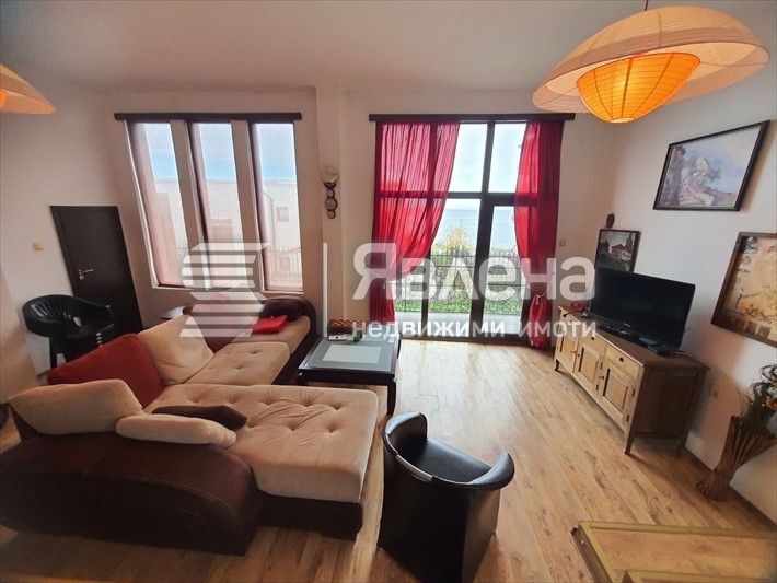 Продава се Тристаен апартамент в Царево - 108 кв.м за 1019 €/кв.м - Снимка #10